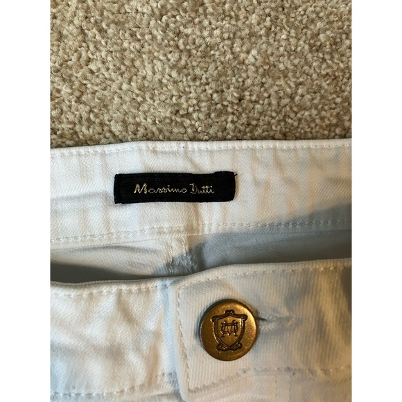 Massimo Dutti Women's Slim fit White Jeans, Size 4. 28 inch inseam. - Picture 3 of 5
